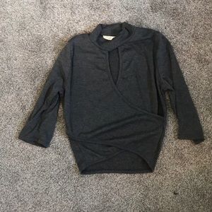 a quarter sleeve turtle neck